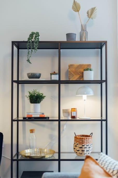 Stylish Stirling Apartment - Free Parking エクステリア 写真