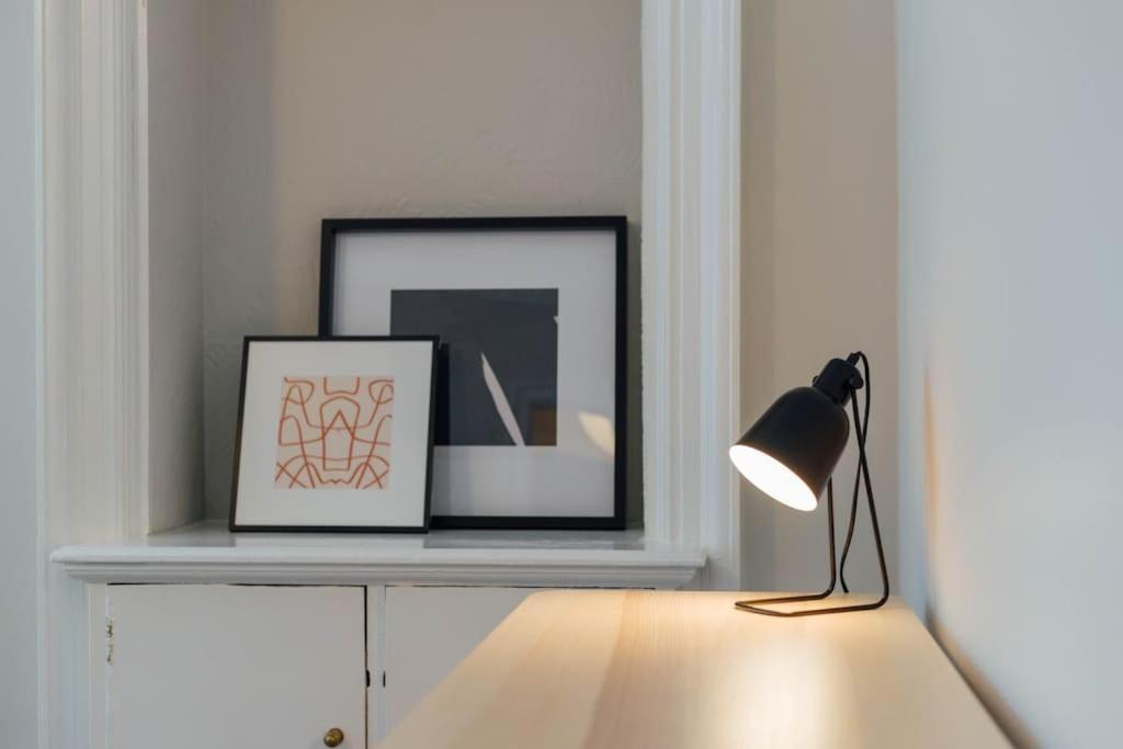 Stylish Stirling Apartment - Free Parking エクステリア 写真